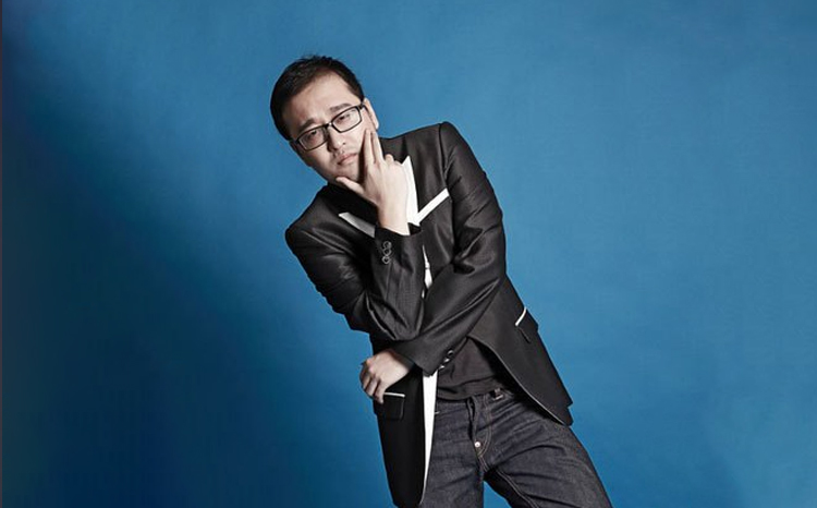 老实敦厚的笑笑