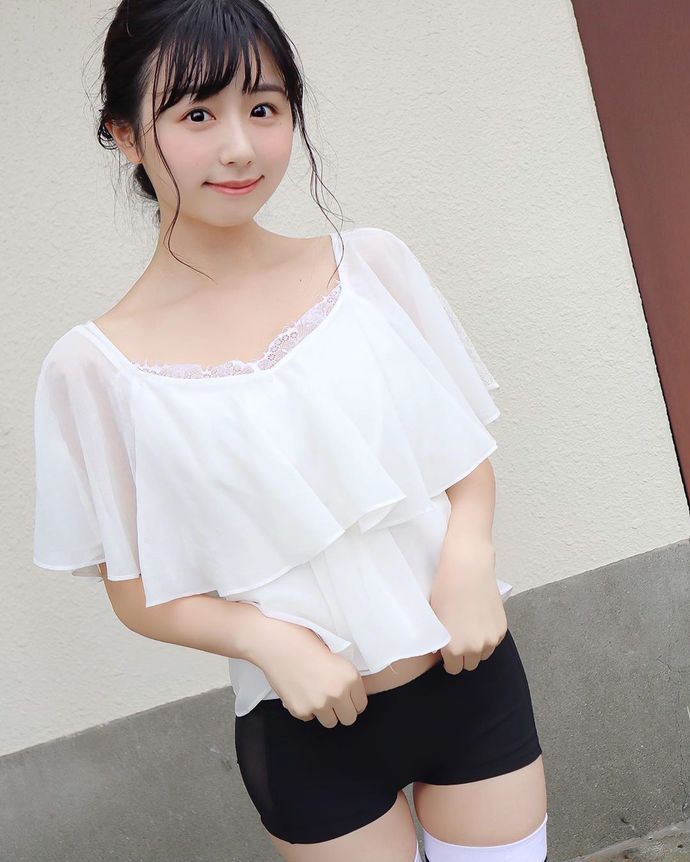 栗田惠美（くりえみ）资料简介，写真偶像图片！插图1