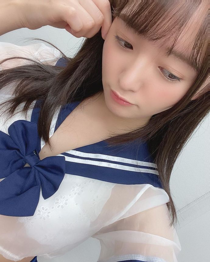 西永彩奈资料简介，写真偶像图片！插图2