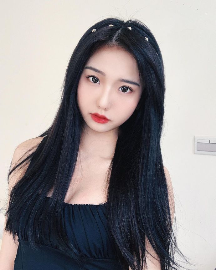 米娜资料简介，大学生图片！插图1