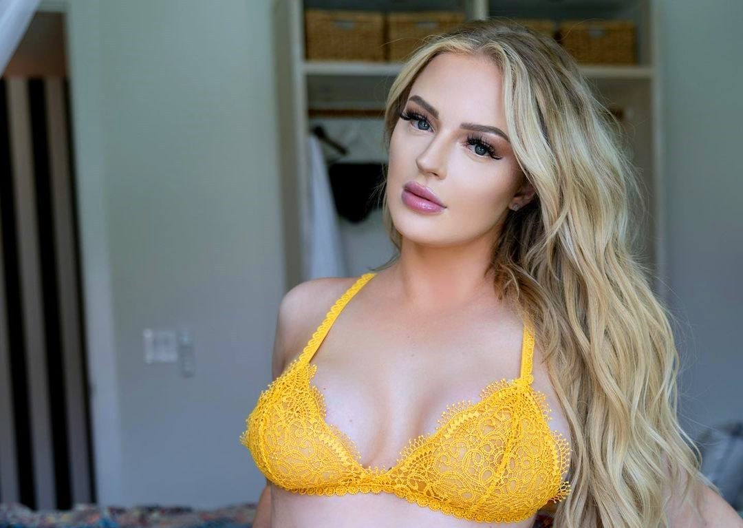 Kendra Karter资料简介,美国网红图片!插图 Kendra Karter资料简介,美国网红图片!插图