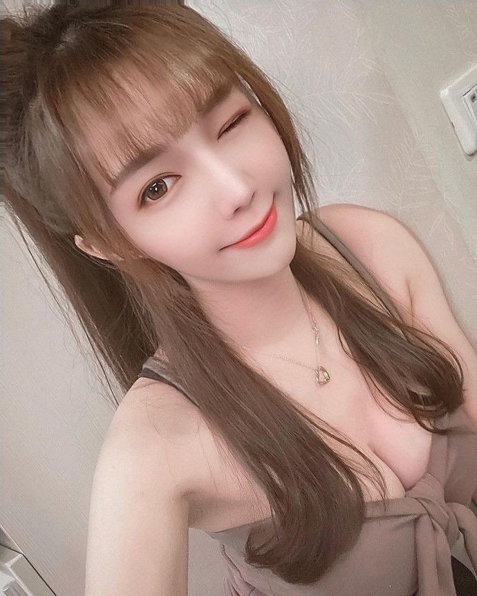 Shin芯儿资料简介，网红图片！插图1