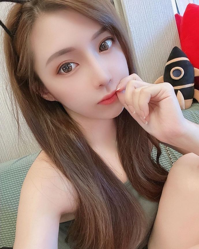 Shin芯儿资料简介，网红图片！插图3