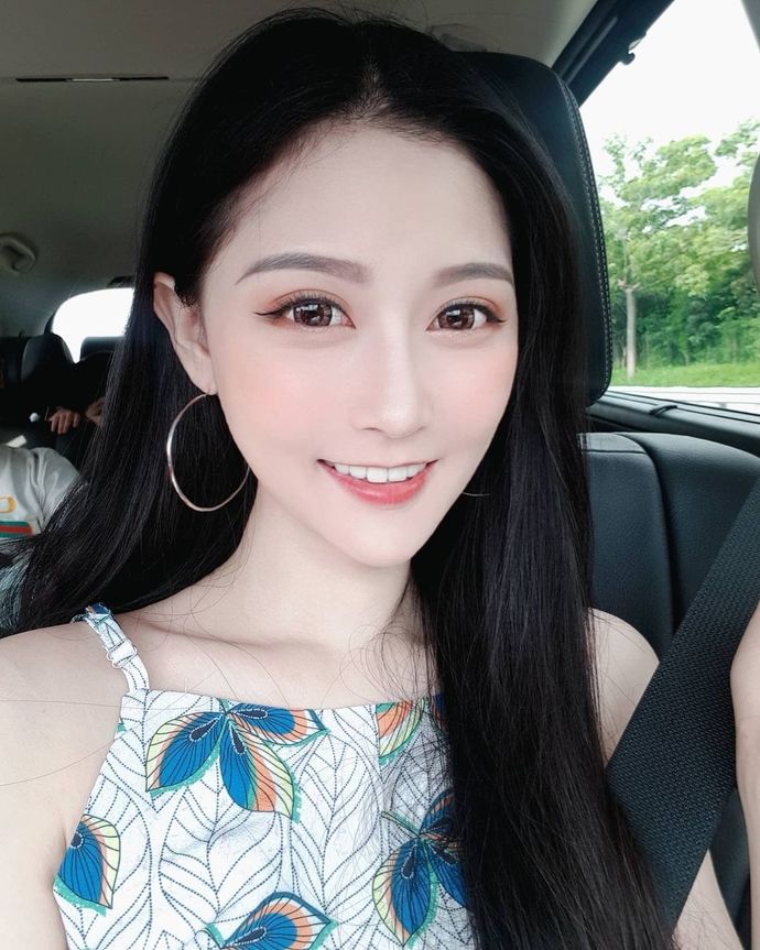 许惠玲Cindy资料简介,台湾网红图片!插图6 许惠玲Cindy资料简介,台湾网红图片!插图6
