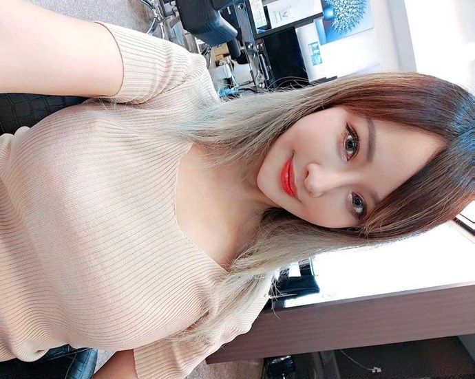 Lei Yi蕾依资料简介,外拍模特图片!插图 Lei Yi蕾依资料简介,外拍模特图片!插图