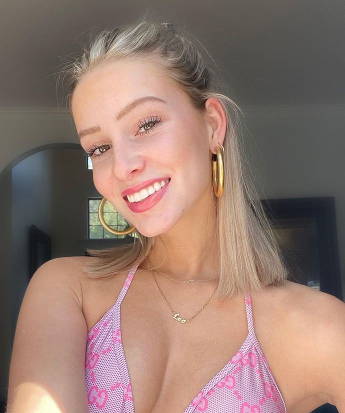 Sara McNally资料简介，美国网红图片！插图2