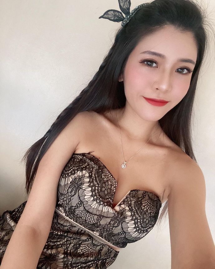 Chiao焦糖资料简介，台湾模特图片！插图1