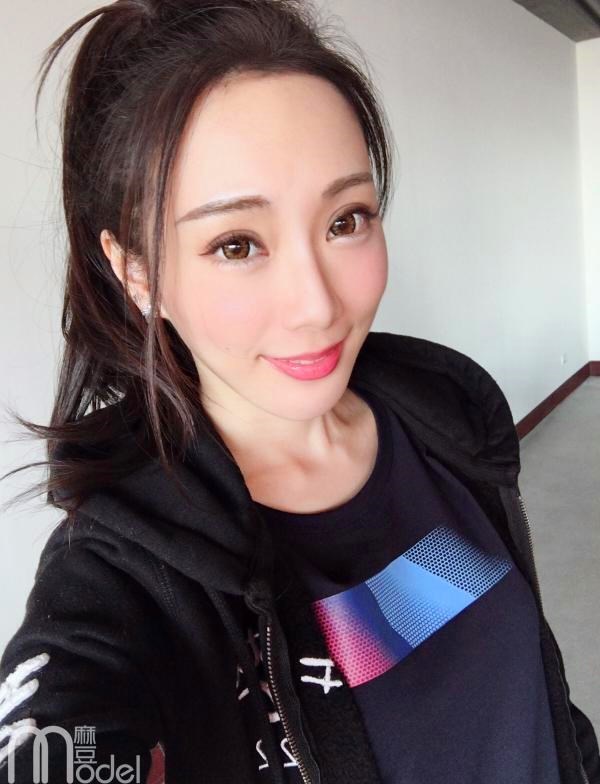 傅子甄Ronda资料简介，台湾模特图片！插图1