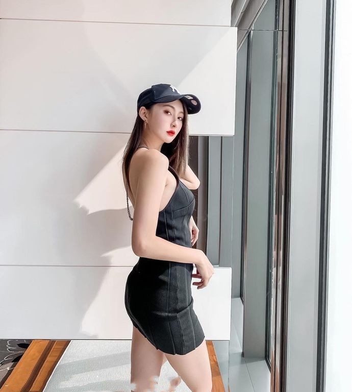 卢盈汝(RuRu汝汝)资料简介,网络美女图片!插图4 卢盈汝(RuRu汝汝)资料简介,网络美女图片!插图4