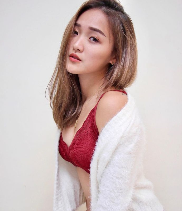 李芳Hana资料简介，乐天女孩图片！插图2