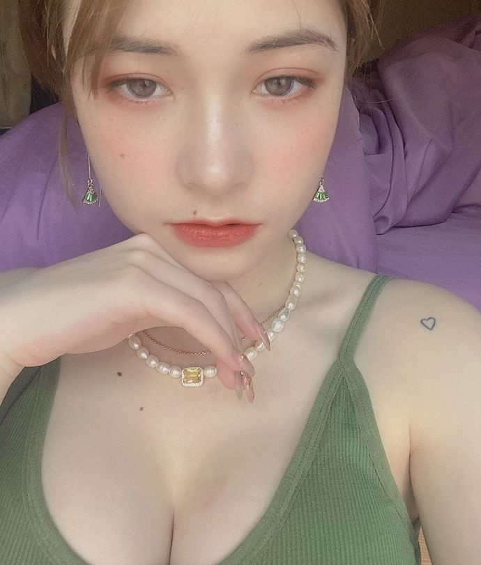 菲比Phoebe资料图片简介插图1