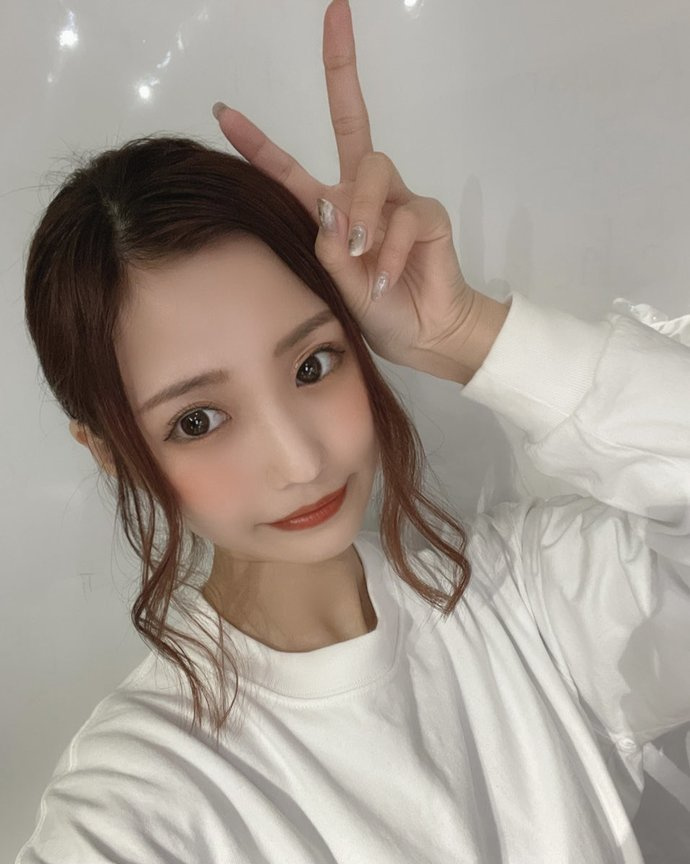 小林智绘（Kobayashi Chie）资料图片简介插图1