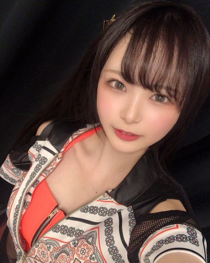 竹内ななみ（NanamiI Takeuchi）资料图片简介插图3