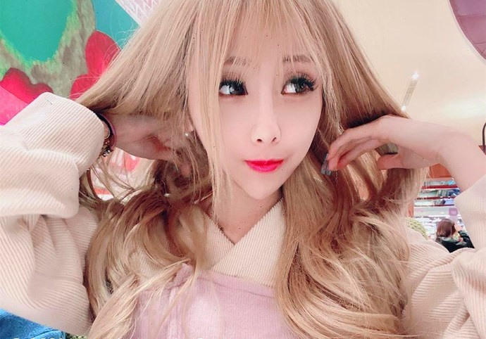 BeBe比比(徐比比)资料图片简介插图 BeBe比比(徐比比)资料图片简介插图