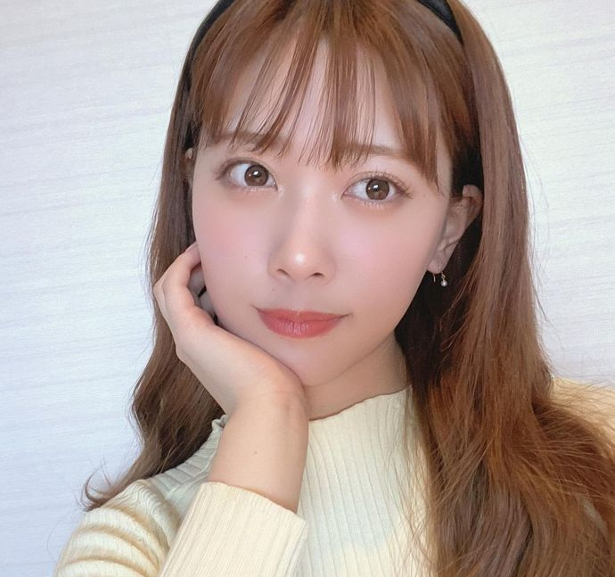 伊藤纯奈（伊藤純奈、Junna Ito）资料图片简介插图2