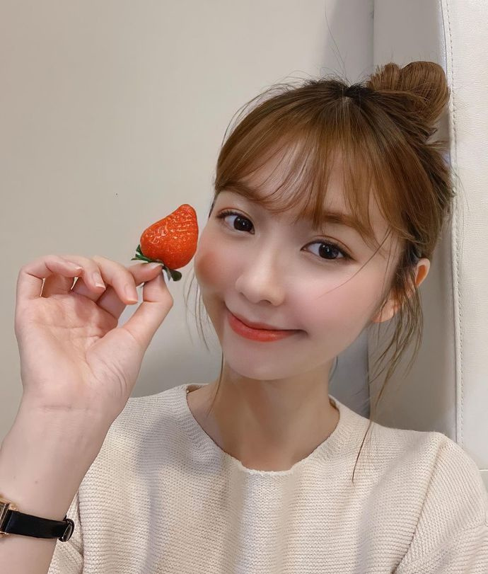 蓁蓁（영지）资料图片简介插图4