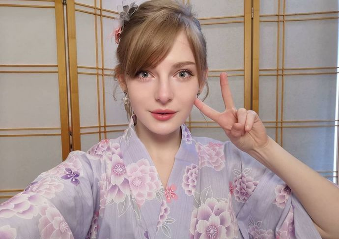 Ella Freya(エラ フレイヤ)资料图片简介插图 Ella Freya(エラ フレイヤ)资料图片简介插图