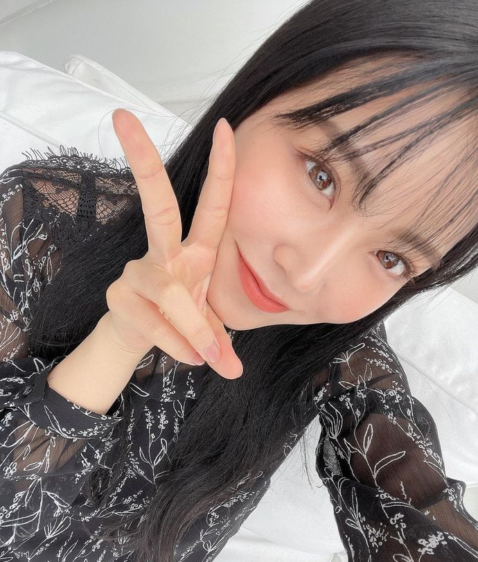 白间美瑠（白間美瑠、Miru Shiroma）资料图片简介插图1
