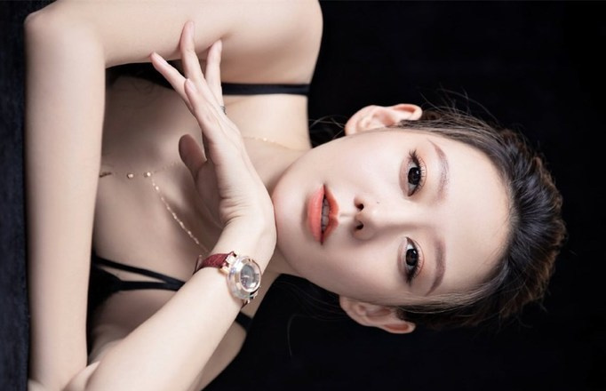 艺轩Renee(付艺轩)资料图片简介插图 艺轩Renee(付艺轩)资料图片简介插图