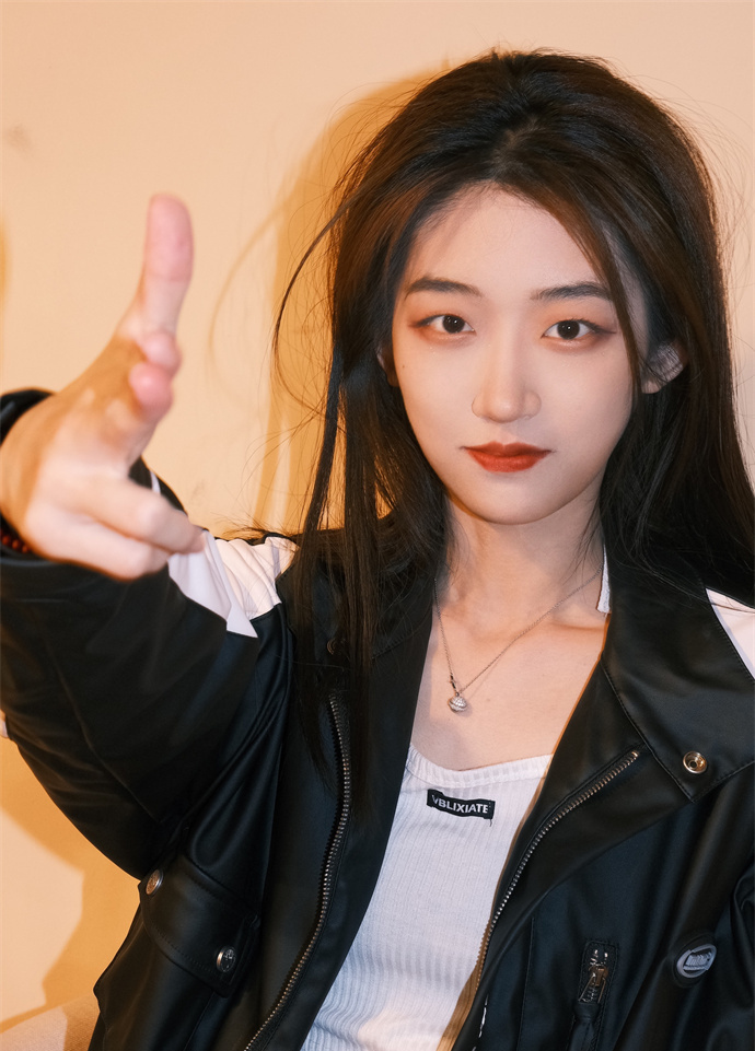 张月铭资料图片简介插图1