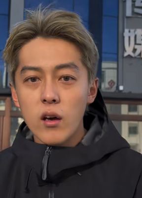 路西法潘宏