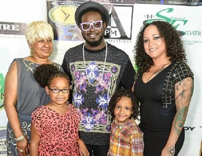   琥珀纳吉姆家族