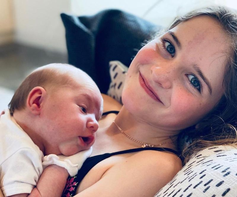 纳兹诺里斯和她的妹妹